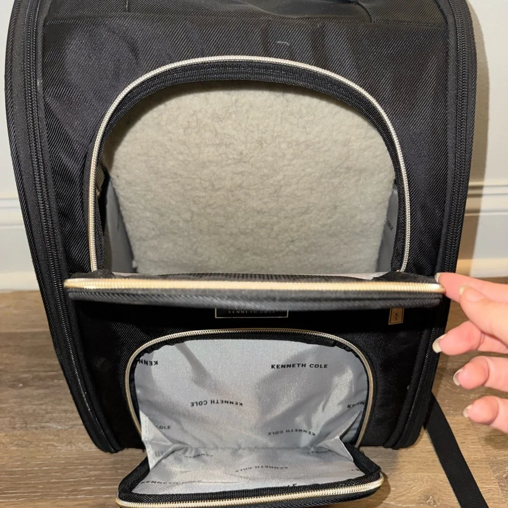 Kenneth Cole Reaction Collapsible Travel Pet Carrier Portable Kennel Crate - Picture 2 of 7